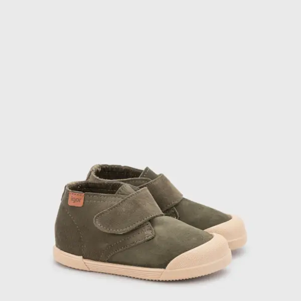 Botinha Verde musgo com fecho de velcro Tui Igor