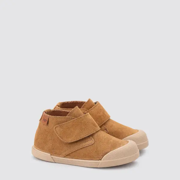 Calçado Infantil Bota Tui Igor Confortável na cor amarelo mostarda cognac