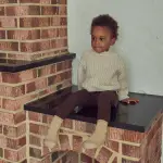 Calçado infantil respiravel e leve attipas chocolate esbranquiçado