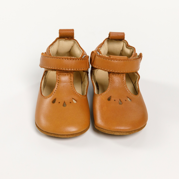 Sandálias Golfinho Camel sem Sola Bunny barefoot com velcro