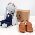 calçado infantil feitos de forma sustentável cor camel bunny girafinha