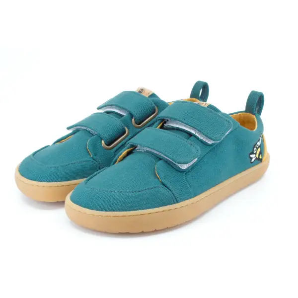 sapatinhos de criança respeitador do pé feito com materiais ecológicos abelha play muki shoes