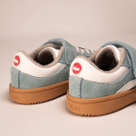 ténis palmilha removivel com atacadores e velcro lejan light blue