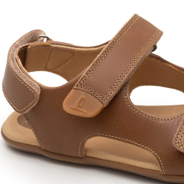 explorer whisky brown tip toey joey barefoot